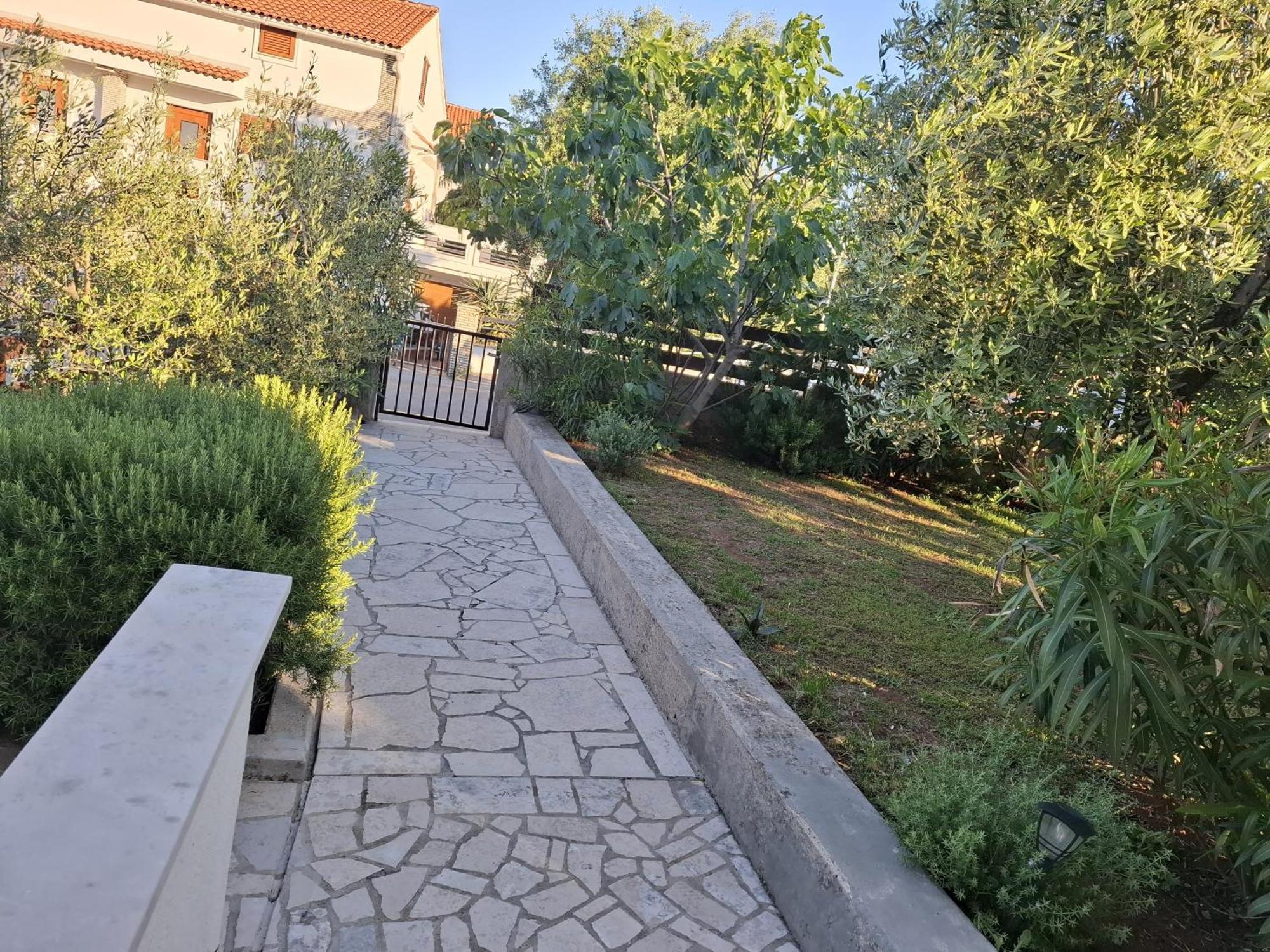 Apartman Luma Крк Экстерьер фото